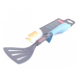 Лопатка с прорезями FISSMAN JIVE 33 см.